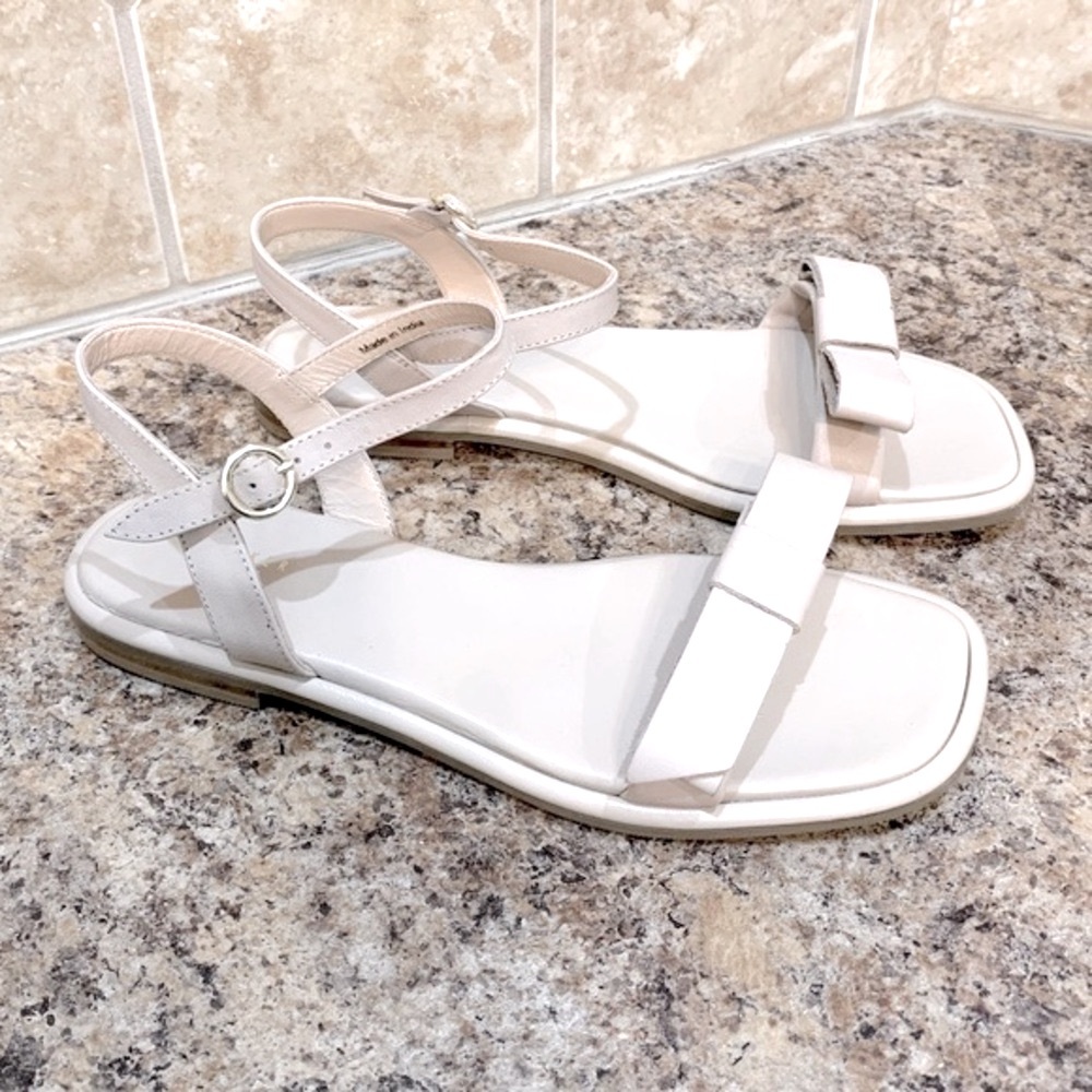Ted Baker Cream Sandals with Bow Detail
